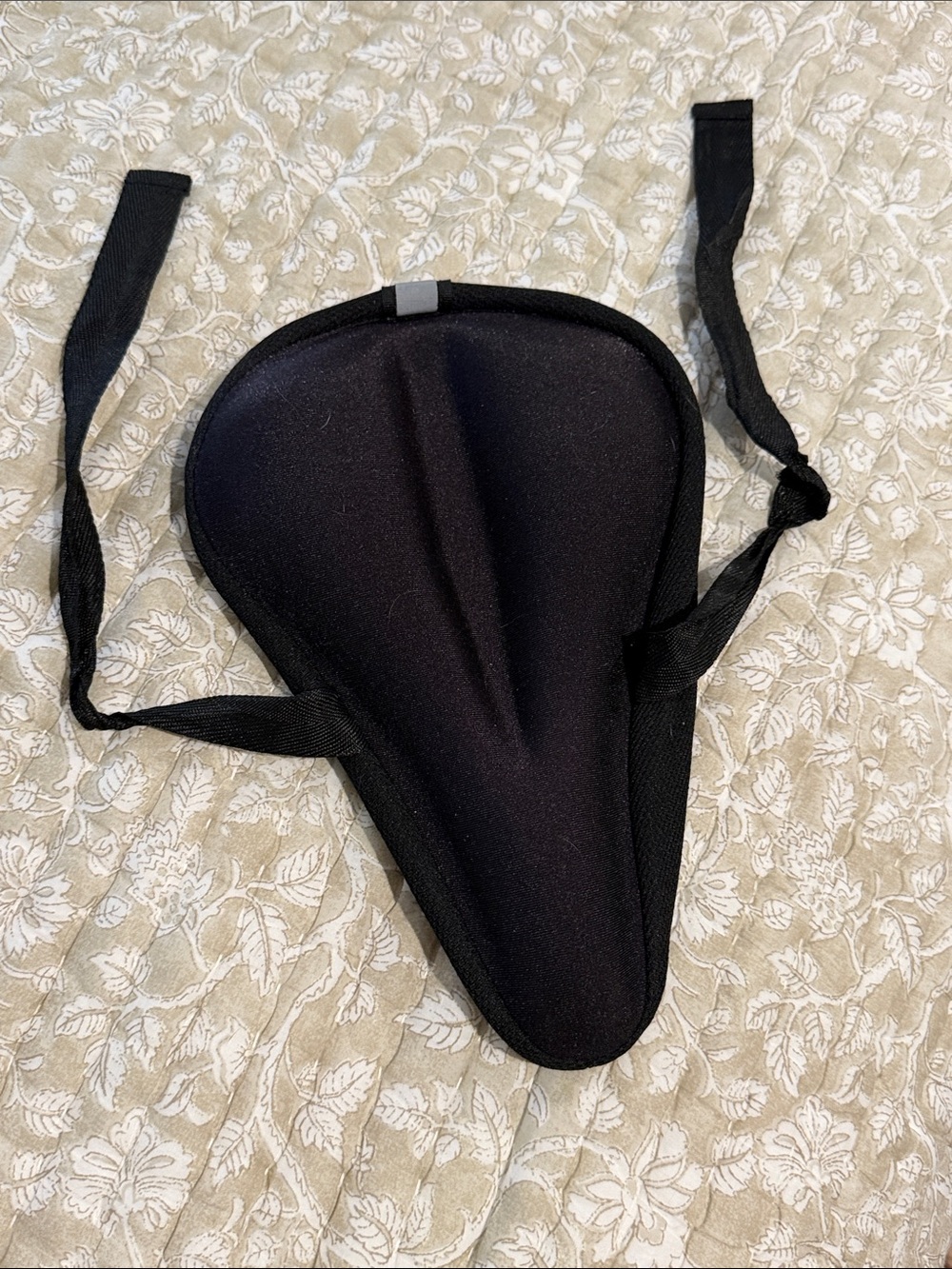 Black Gel Cushion Adjustable Bike Seat Cover